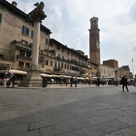 Studio 5 Apartment Verona