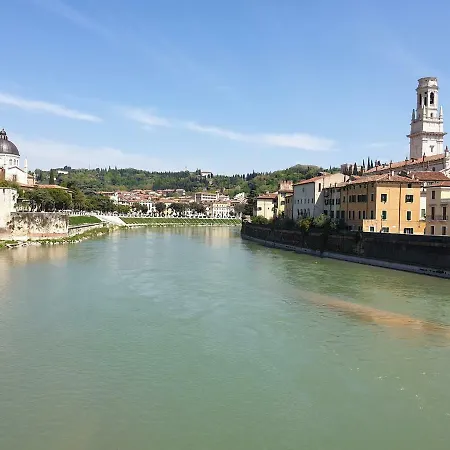 Studio 5 * Verona